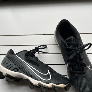 Nike baseball cleats